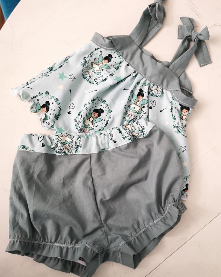Canotta-bloomer-vestito e pagliaccetto Cartamodello e tutorial
